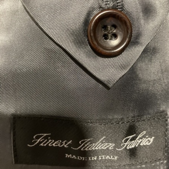 Designer Strellson Suit - Picture 3 of 4